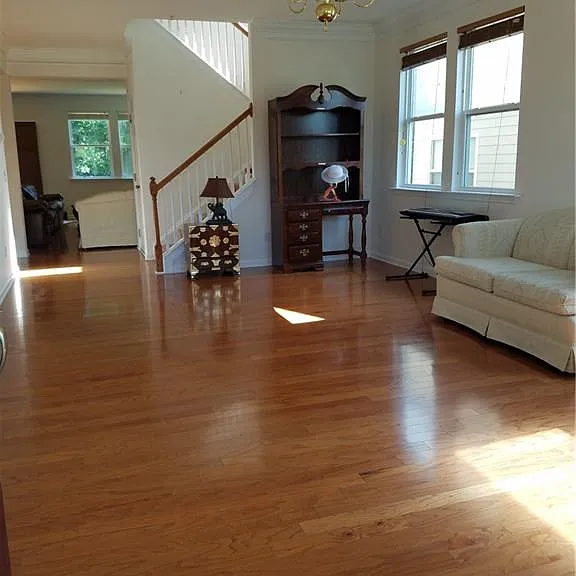 479 Briarfield Xing — Photo 2