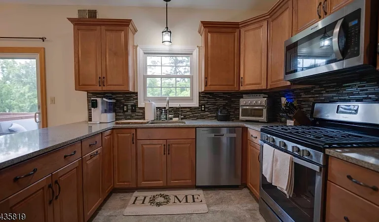 103 George Wilson Blvd — Photo 11