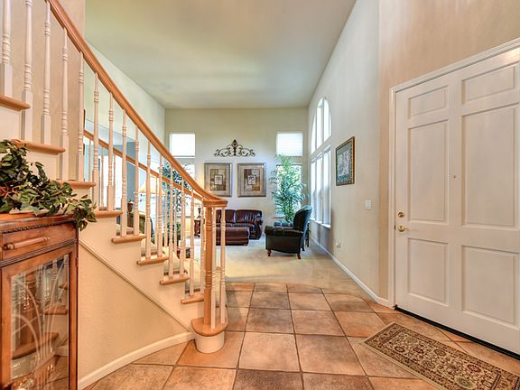 3rd image of 416 Misty Haven Ct