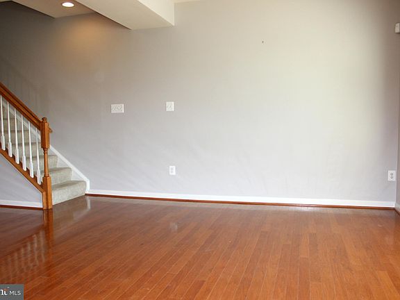 3rd image of 232 Urban Ave #232