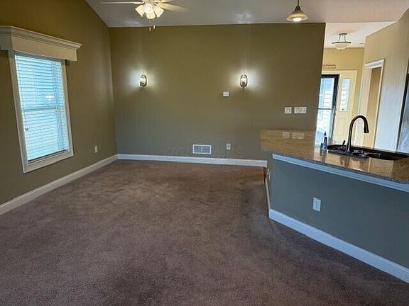 5th image of 1605 Union Park Cir