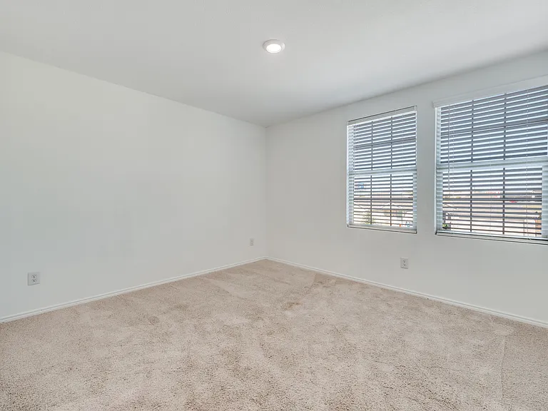3148 Harper St — Photo 17