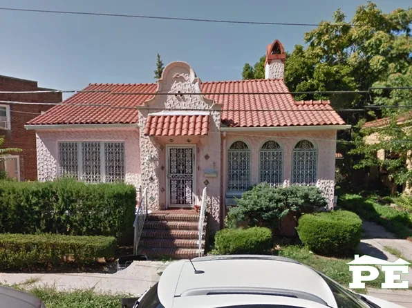 2234 Olean Street image 4 of 5