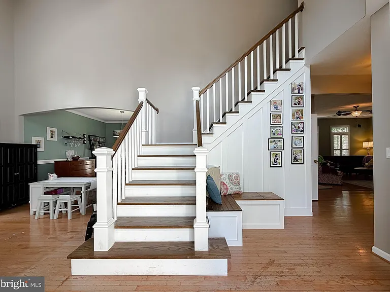 23118 Silverberry Way — Photo 4