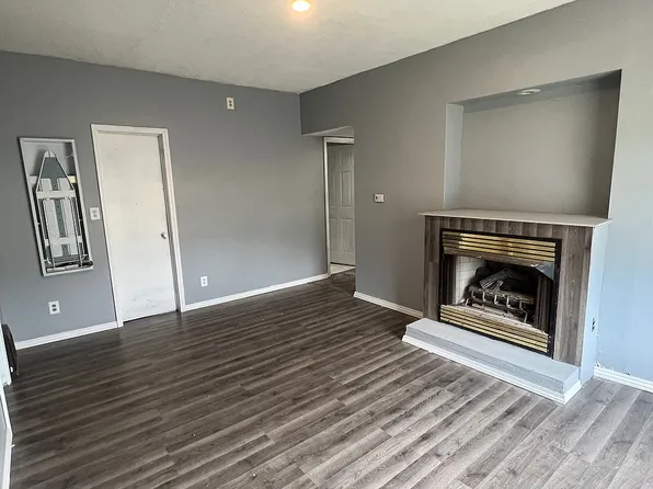 198 2nd St SW, Barberton, OH 44203