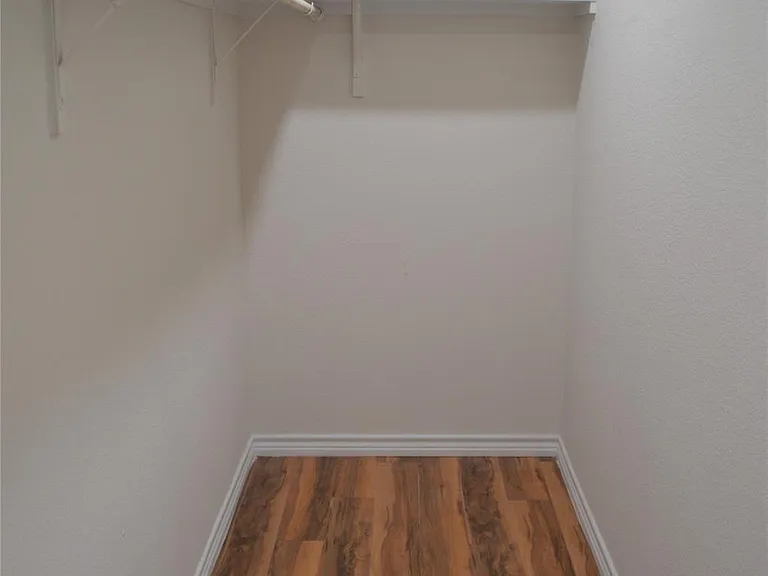 4565 County Road 446 — Photo 27
