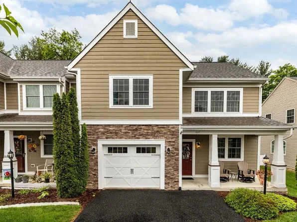117 Villa View Dr, Staunton, VA 24401