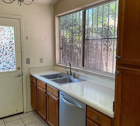 5th image of 3057 W Camino Fresco