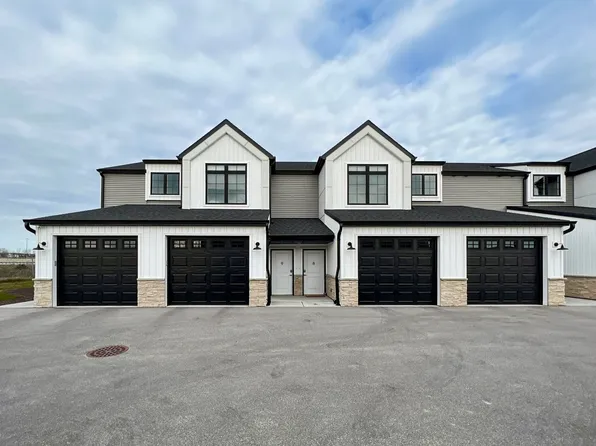 Hansen Heights, 261 N Lawrence Dr #8, De Pere, WI 54115