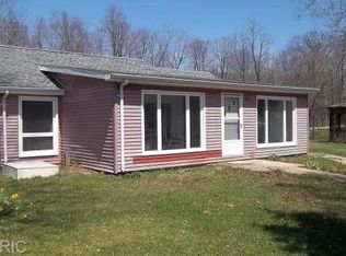 14819 Hideaway Dr, Vandalia, MI 49095