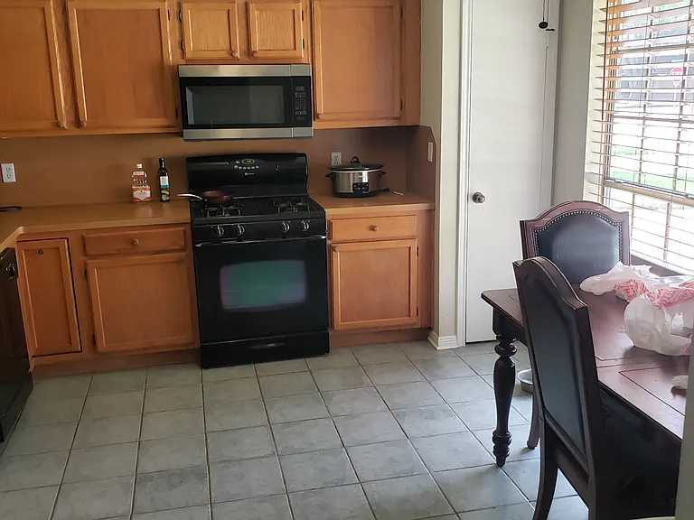 2903 Forest Hills Dr — Photo 12