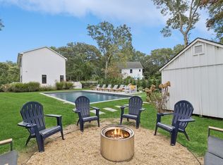 164 Pembroke Dr, East Hampton, NY 11937