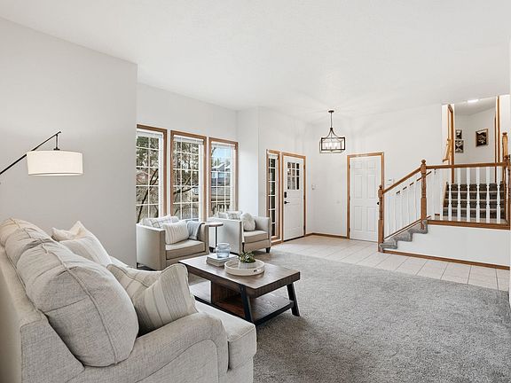 5th image of 8010 N Stephanie St