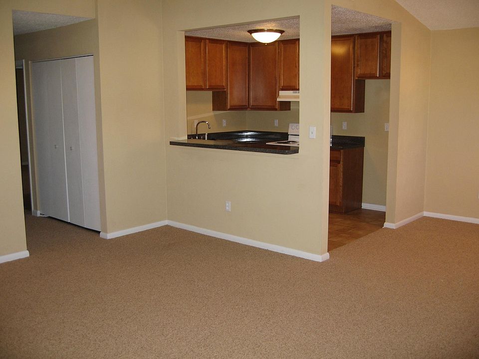 3805 Peachtree Ln W, Portsmouth, VA 23703 Zillow