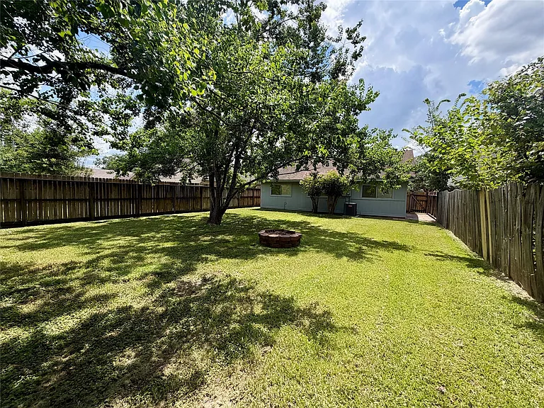 12618 Ridgelow Ln — Photo 14