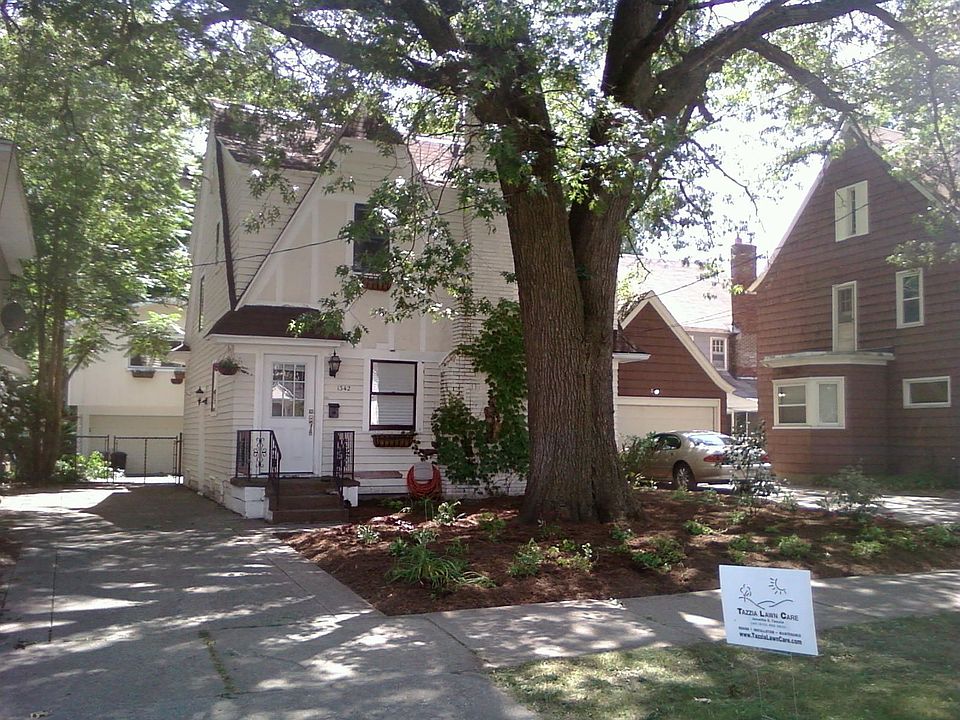 1st image of 1342 Fisk St SE