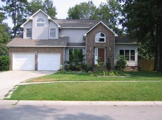 204 Edinburgh St, Summerville, SC 29483