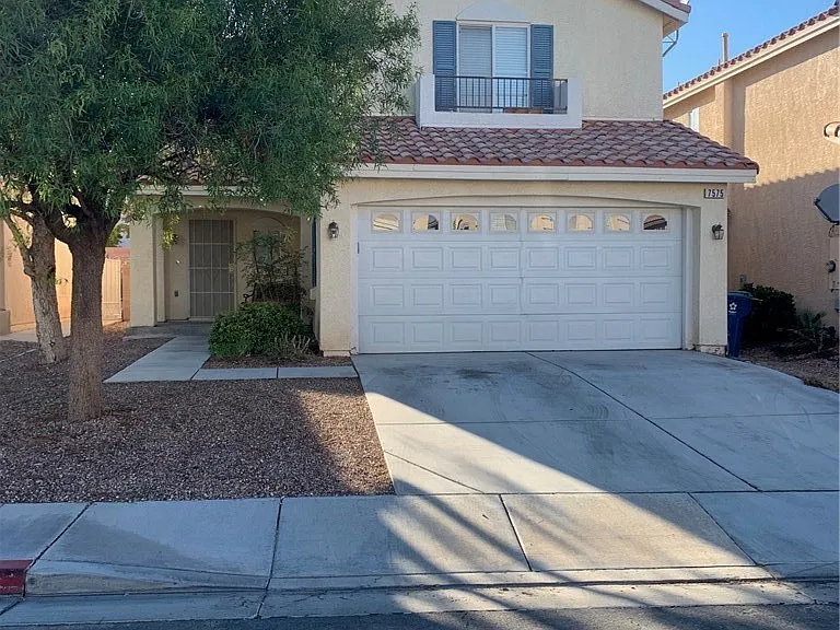 7575 Aurora Glow St — Photo 2