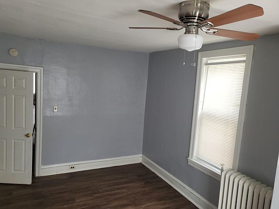 4th image of 5423 N 6th St Floor 2