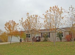 405 Railroad St, Rio, WI 53960