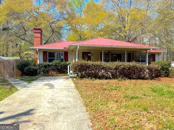 6383 Arthur Dr, Lithia Springs, GA 30122