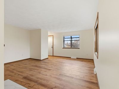 8211 Erskine Dr, Bridgeport, NY, 13030