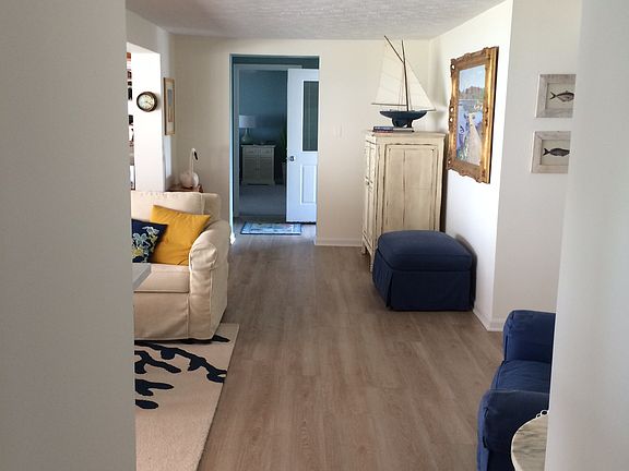 2nd image of 17767 River Shore Dr