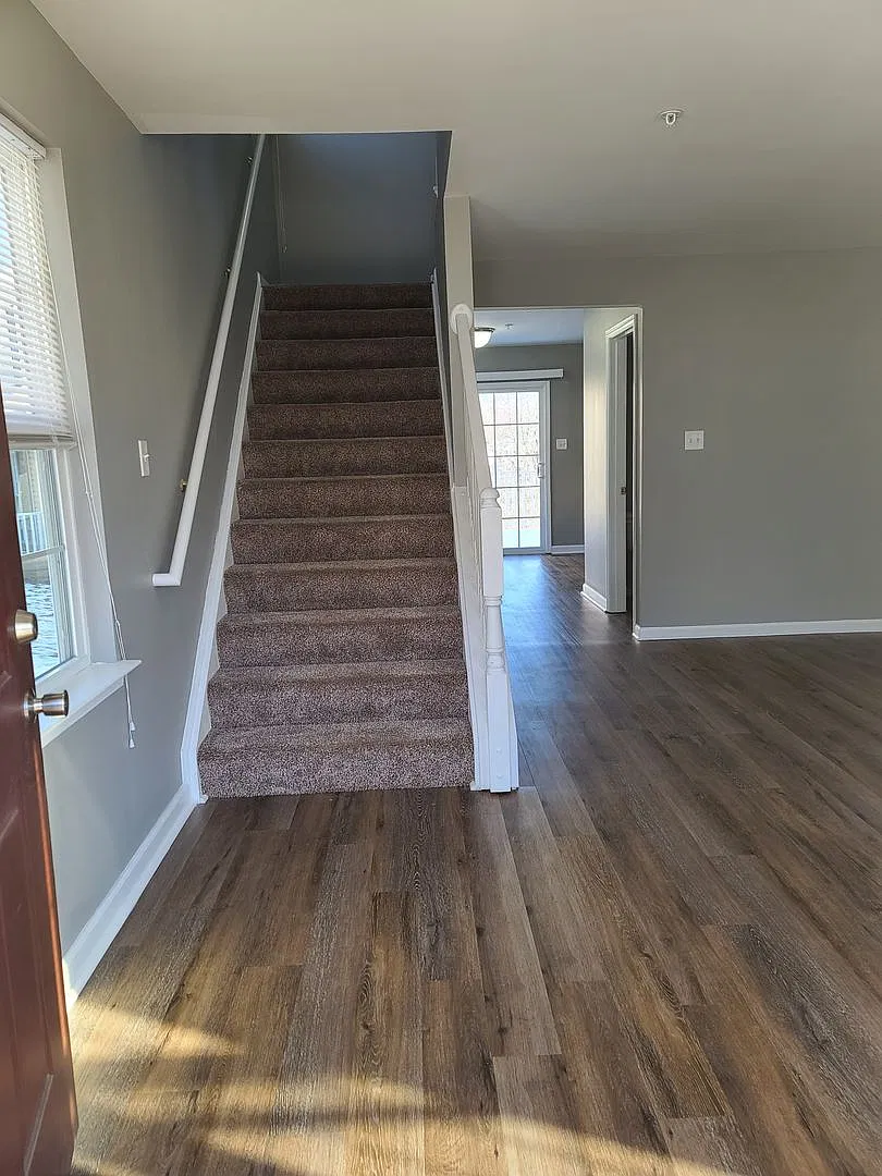 3 Bedroom 2 1/2 Bath Townhome — Photo 2