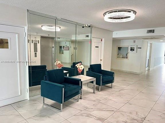 2nd image of 401 NE 14th Ave APT 602