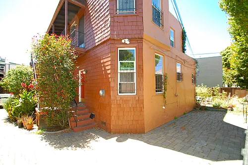 2930 Adeline St Photo 1