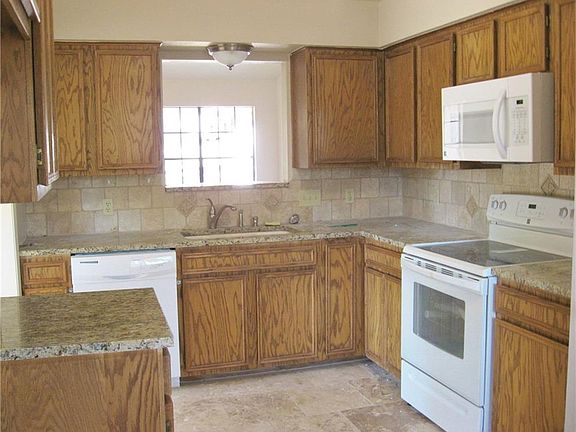 5th image of 15100 N Flamingo Dr