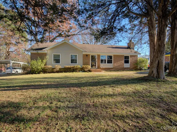 7319 Pawtuckett Rd, Charlotte, NC 28214