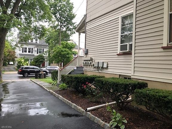 3rd image of 67 Greenwood Ave Floor 3
