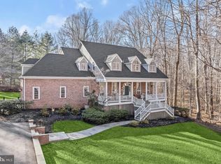 11841 Chapel Estates Dr, Clarksville, MD 21029