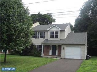 339 Hawthorne St, Warminster, PA 18974