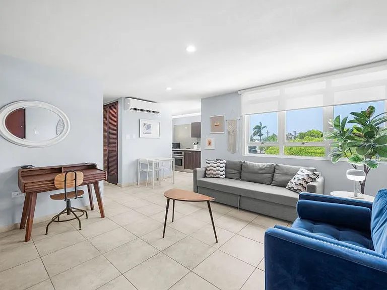 Apt 304 Atlantic Court Apartments 59 C San Miguel — Photo 6