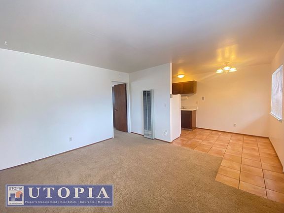3rd image of 231 Blackburn St APT 6