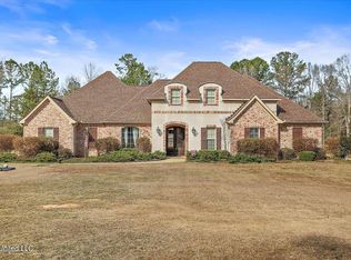 135 Hunter Trl, Florence, MS 39073