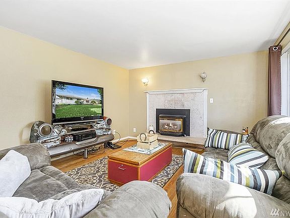 5th image of 6601 77th Pl NE