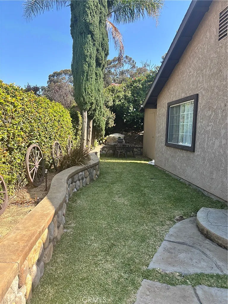 Building Photo - 28375 Brush Canyon Dr