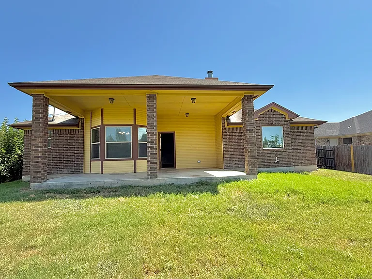 2007 Lindsey Dr — Photo 24