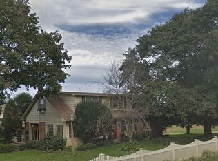 255 Harristown Rd, Kinzers, PA 17535