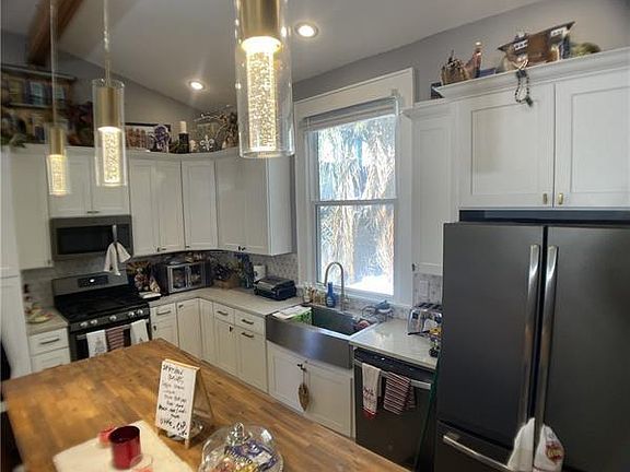 4th image of 4413 S Liberty St #4413