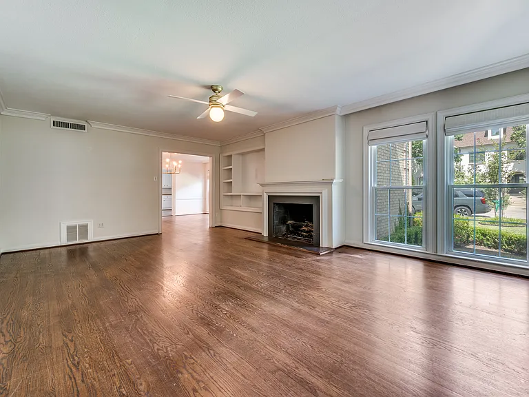 4543 Westway Ave — Photo 3