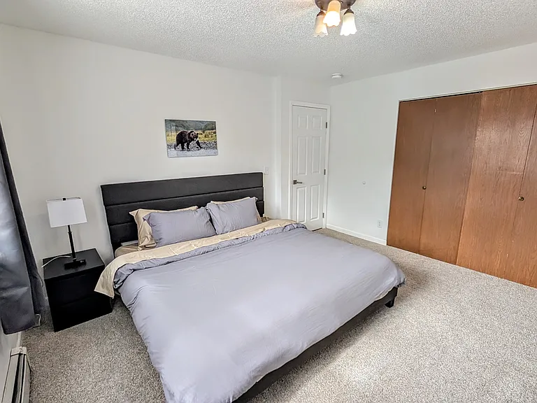 1401 Cordova St #4 — Photo 10