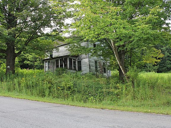 4th image of 137 Brockett Hill Rd