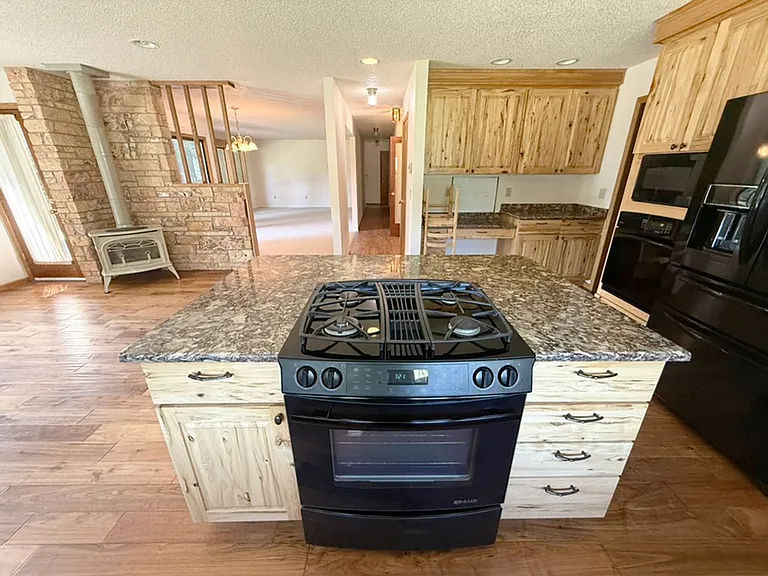 4432 Annette Park Dr — Photo 8