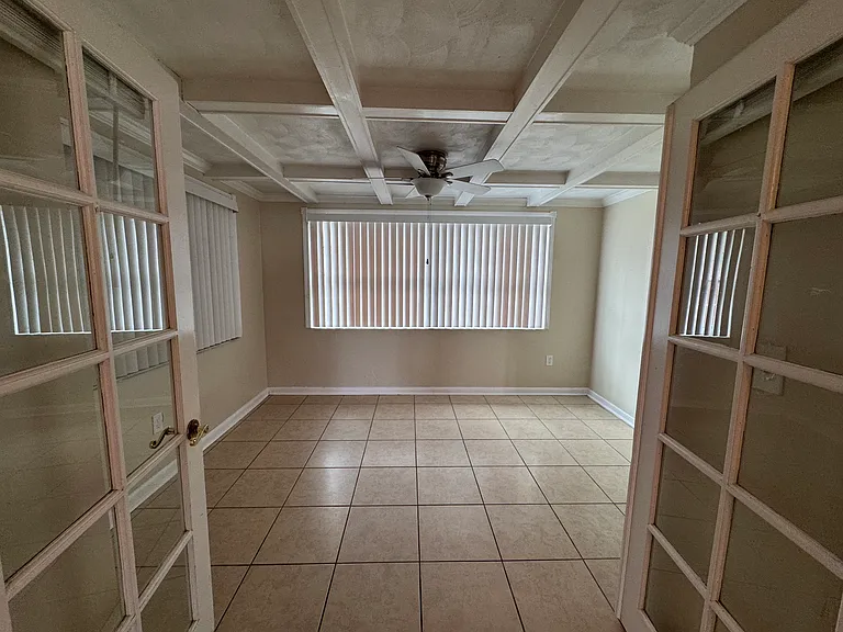 4220 Newbury Dr — Photo 9