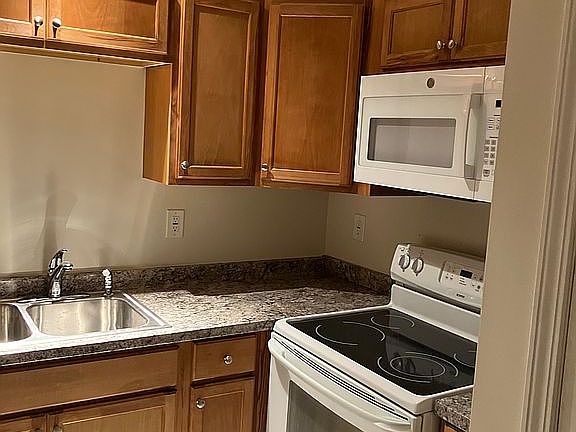 Basement Kitchen 