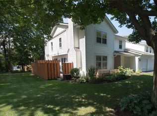 2 Talbot Dr, Penfield, NY 14526